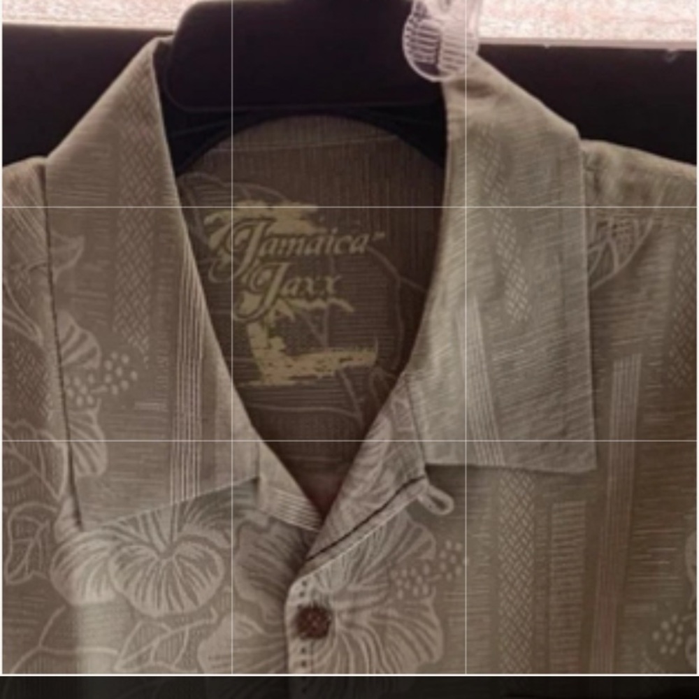 Y2K JAXX Jamaican Button down short sleeve Men XXL color sage Silk material
